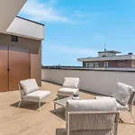 Airy Apartments With Balcony & Garage