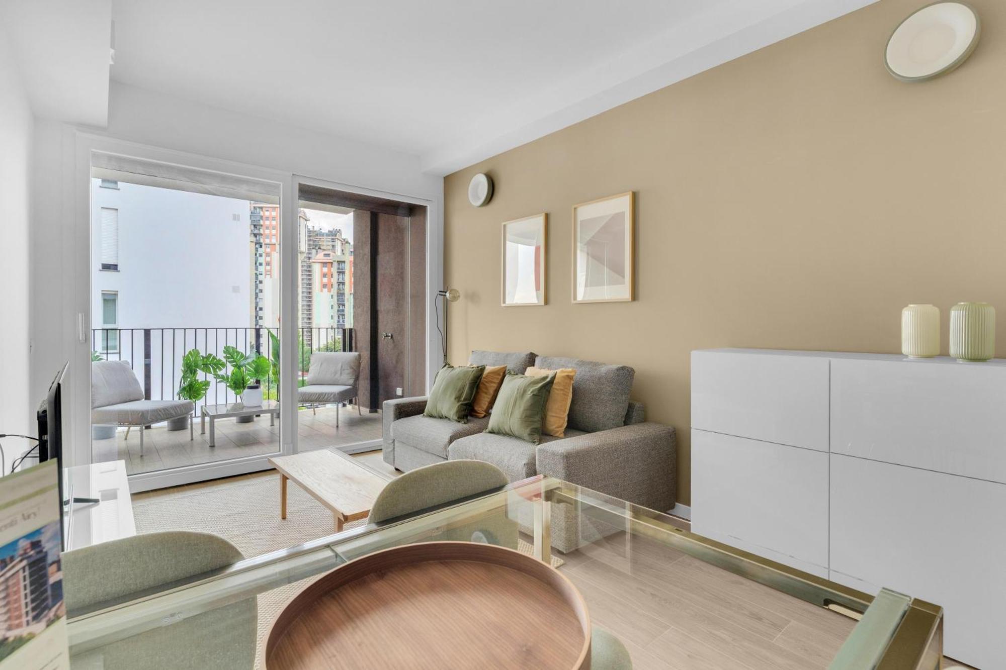 Apartment Airy With Balcony & Garage *