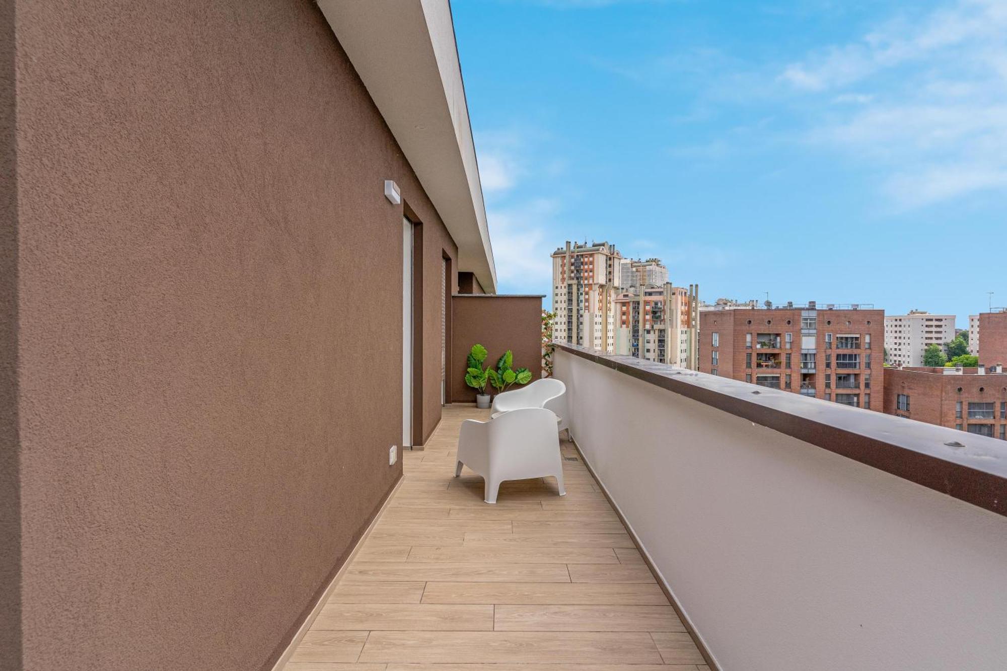 Apartment Airy With Balcony & Garage Milan