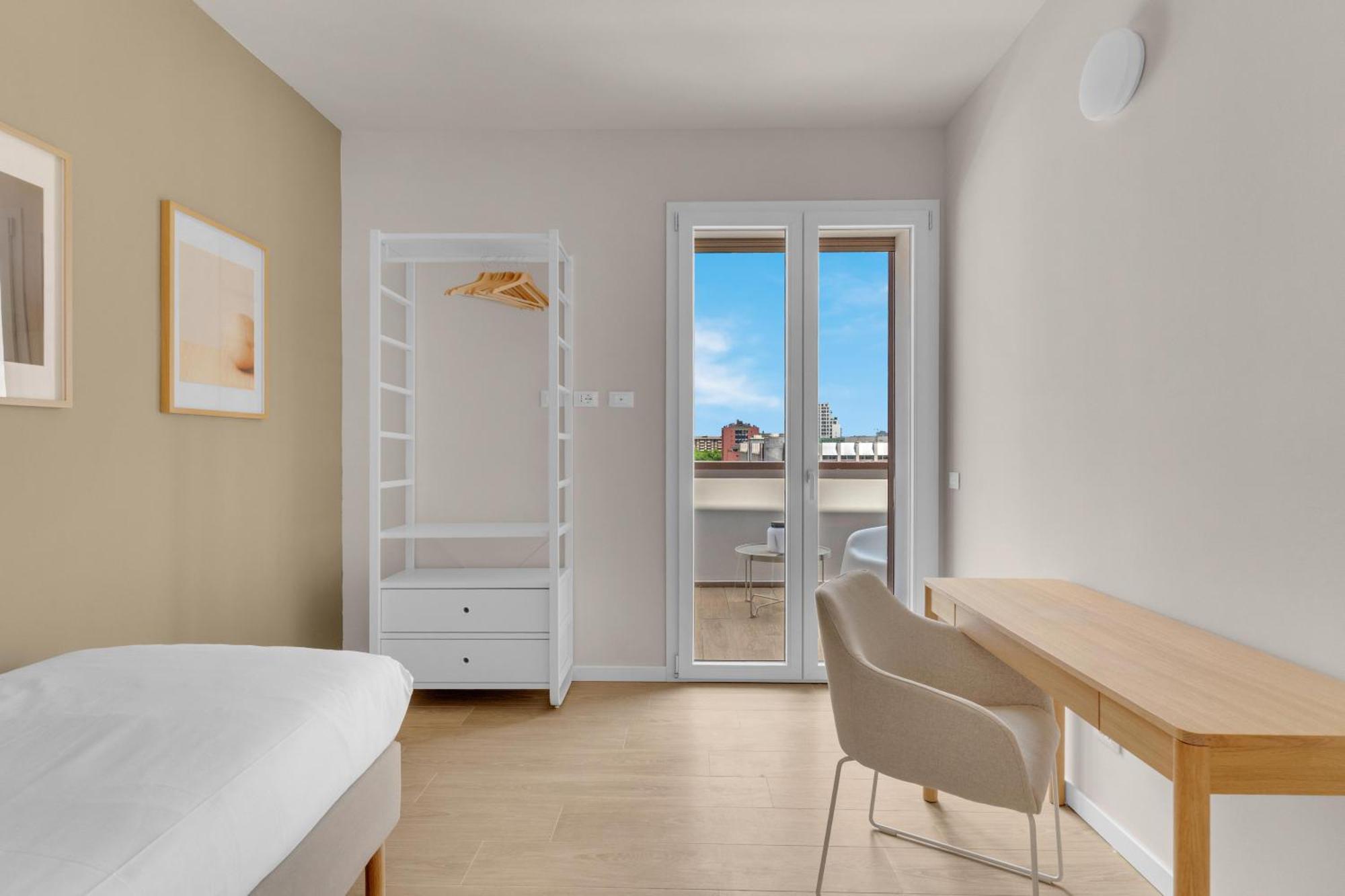 Apartment Airy With Balcony & Garage *